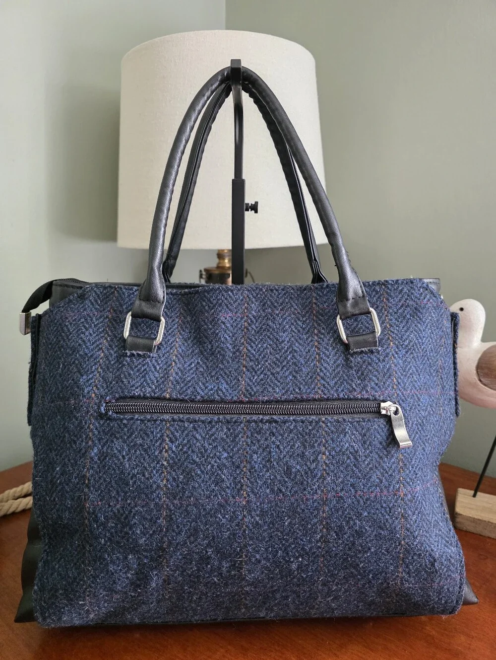 Mucros Weavers exterior bag